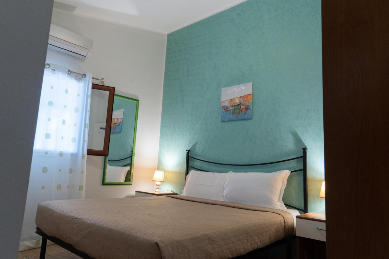 Nick & Santo'S Holiday Homes R Giardini Naxos Eksteriør bilde