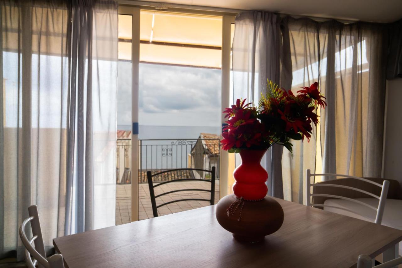 Nick & Santo'S Holiday Homes R Giardini Naxos Eksteriør bilde